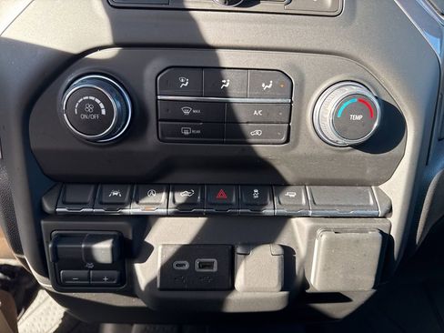 Used 2024 Chevrolet Silverado 1500 Custom w/ Turbomax Blackout Package image 19