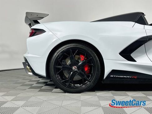 Used 2022 Chevrolet Corvette Stingray Premium Conv w/ Z51 Performance Package RWD image 52