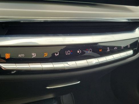 Used 2023 Cadillac Lyriq AWD image 29