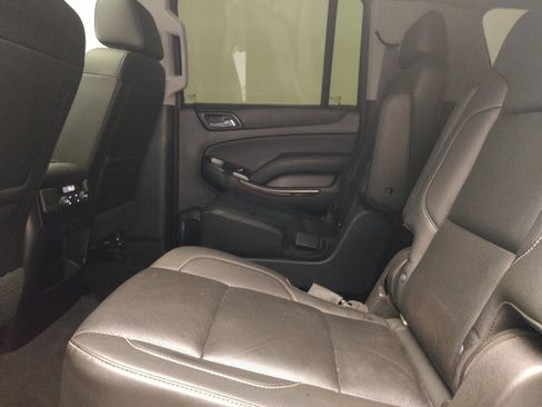 Used 2019 GMC Yukon XL SLT AWD/4WD image 18