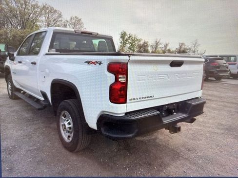 Used 2023 Chevrolet Silverado 2500 W/T w/ Snow Plow Prep/Camper Package image 5