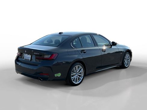 Used 2023 BMW 330e w/ Premium Package image 5