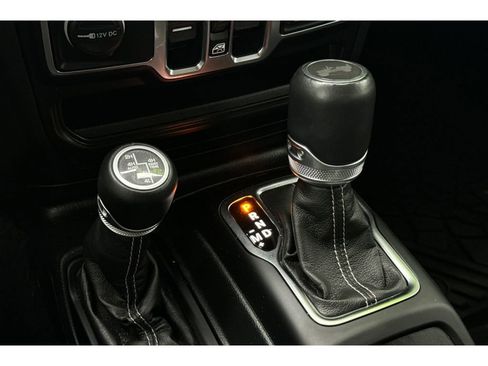 Used 2021 Jeep Wrangler Unlimited Sahara w/ Safety Group image 23