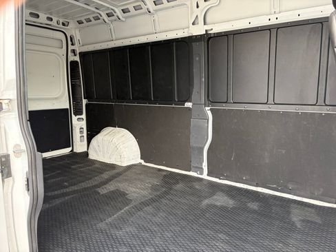 Used 2023 RAM ProMaster 2500 FWD image 34