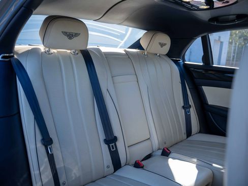 Used 2016 Bentley Flying Spur V8 image 15