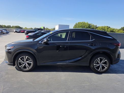 Used 2025 Lexus RX 350 FWD w/ Accessory Package image 2