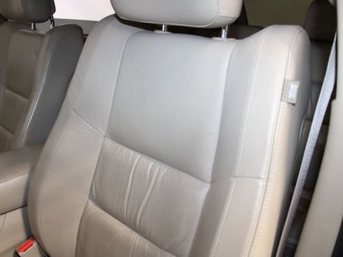 Used 2014 Jeep Grand Cherokee Limited AWD/4WD image 8