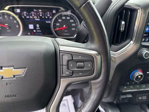 Used 2020 Chevrolet Silverado 1500 LTZ w/ LTZ Premium Package AWD/4WD image 18