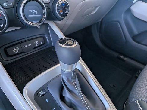 New 2026 Hyundai Venue SEL FWD image 22