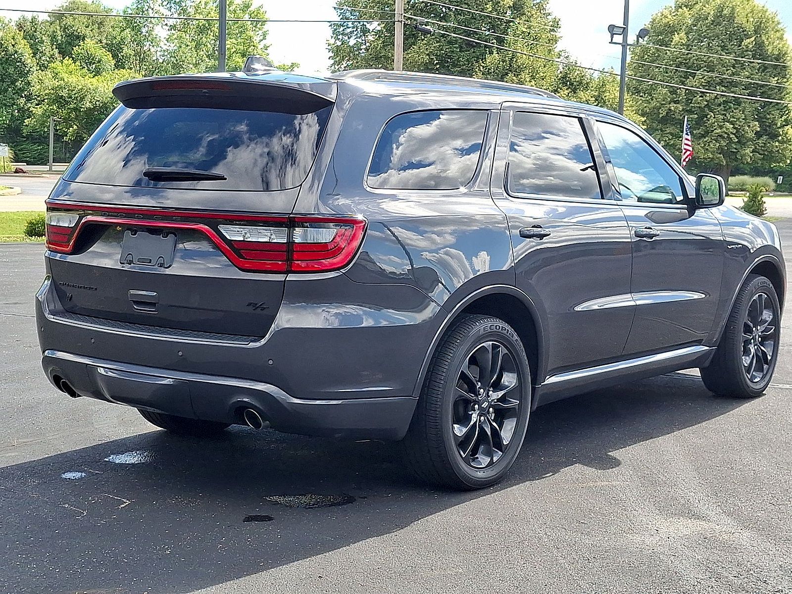 Used 2023 Dodge Durango R/T w/ Blacktop Package AWD/4WD image 25