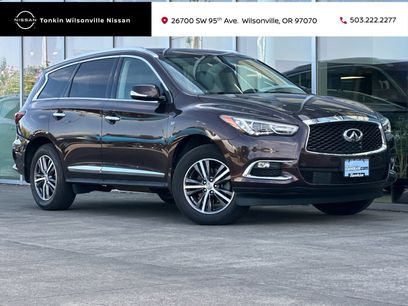 Used 2019 INFINITI QX60 Luxe w/ Essential Package