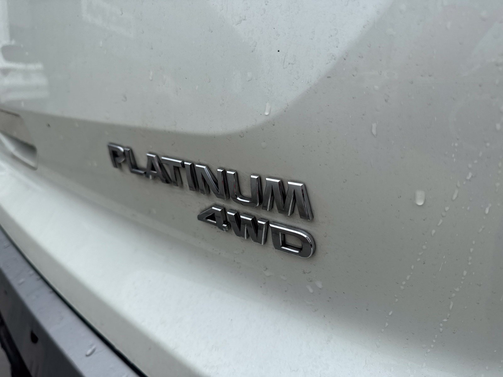 Used 2022 Nissan Pathfinder Platinum w/ Cargo Package AWD/4WD image 9