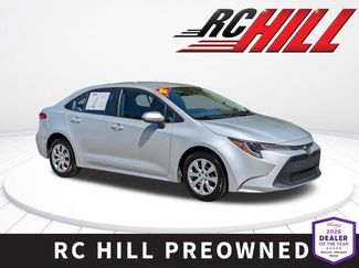 Used 2022 Toyota Corolla LE video 1