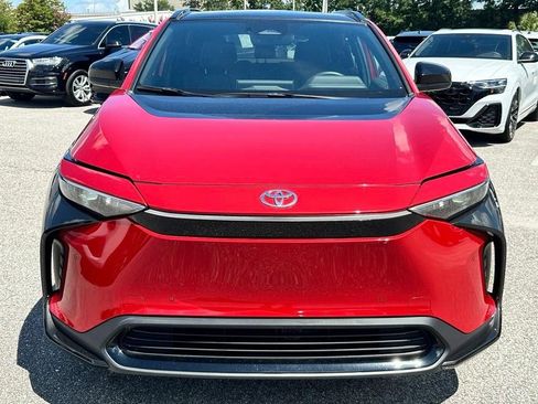 Used 2023 Toyota bZ4X FWD image 2
