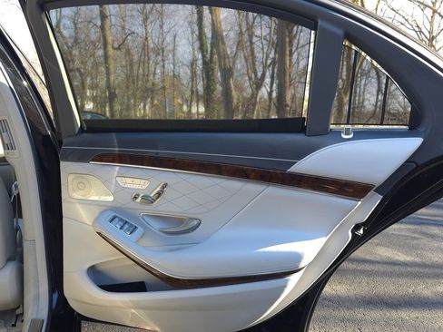 Used 2015 Mercedes-Benz S 550 4MATIC Sedan image 21