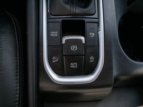 Used 2019 Hyundai Santa Fe Limited image 21