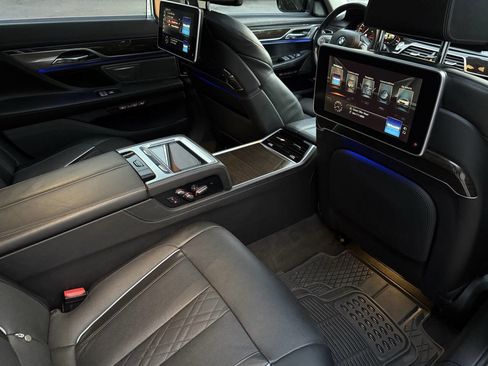 Used 2016 BMW 750i xDrive image 49