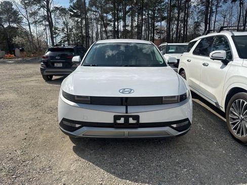 Used 2023 Hyundai Ioniq 5 SEL w/ Cargo Package image 3