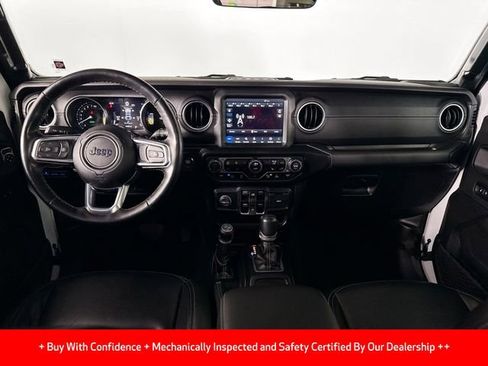 Used 2022 Jeep Wrangler Unlimited Sahara w/ Cold Weather Group image 4