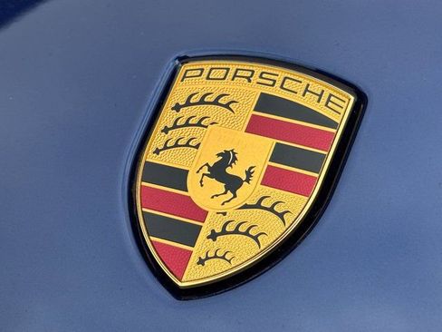 Certified 2026 Porsche Macan AWD/4WD image 29