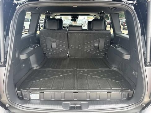 Used 2025 Toyota Land Cruiser w/ Premium Package AWD/4WD image 19