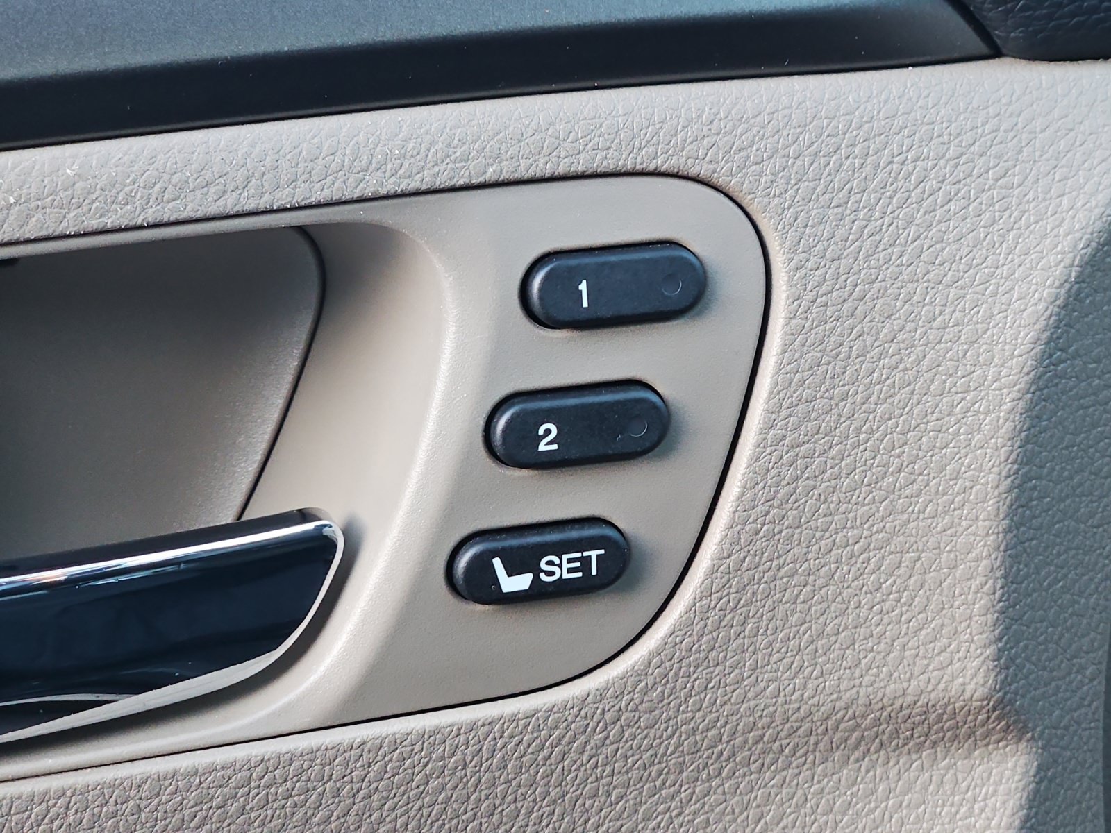Used 2019 Honda Pilot EX-L image 18