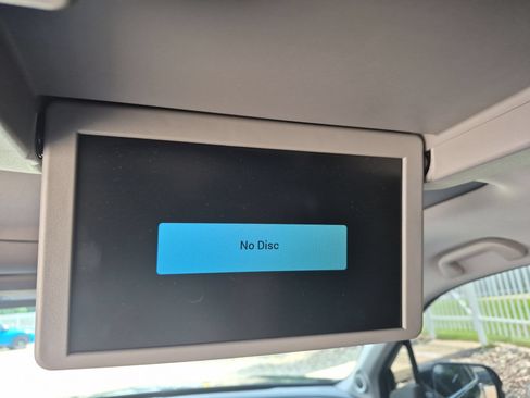 Used 2022 Honda Pilot Touring image 28