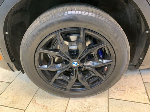 Used 2023 BMW X4 xDrive30i w/ M Sport Package AWD/4WD image 14