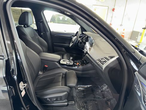 Used 2024 BMW X3 sDrive30i w/ M Sport Package RWD image 10