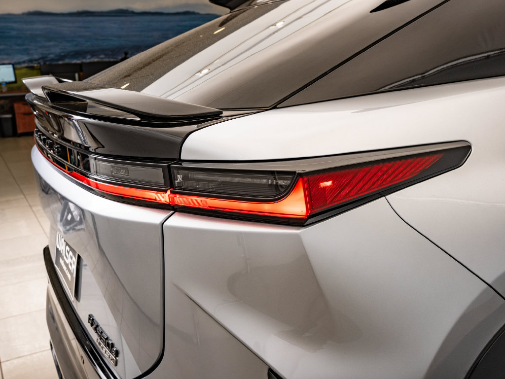 New 2026 Lexus RZ 450e AWD w/ Luxury Package image 9