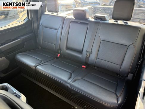 Used 2025 Ford F250 Lariat w/ Black Appearance Package image 36