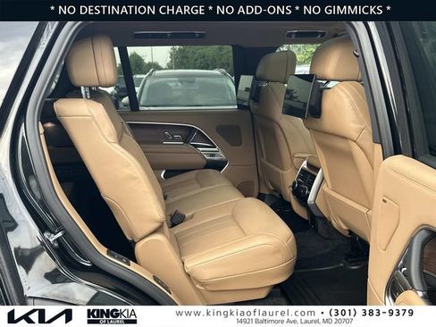 Used 2024 Land Rover Range Rover Long Wheelbase SE AWD/4WD image 16