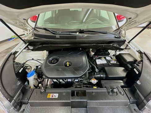 Used 2017 Kia Soul + w/ Designer's Package FWD image 33