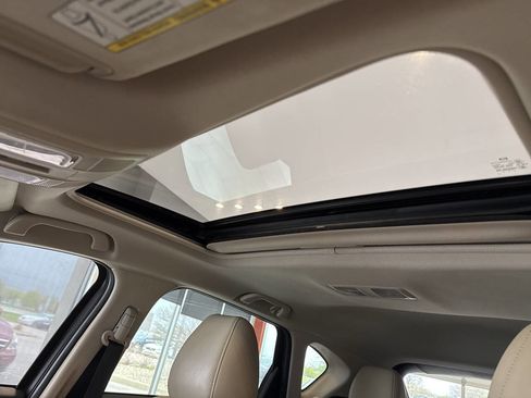 Used 2017 MAZDA CX-5 Touring w/ Preferred Equipment Package image 28