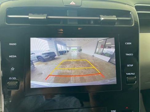 Used 2024 Hyundai Tucson SEL FWD image 18