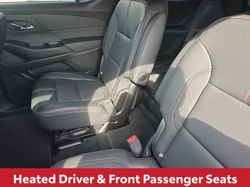 Used 2023 Chevrolet Traverse RS image 19