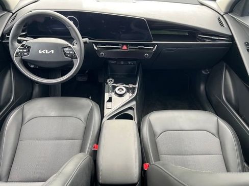 Certified 2025 Kia Niro Wind w/ Wind Preserve Package image 13