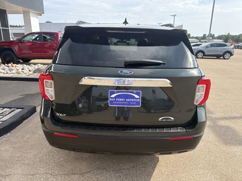 Used 2023 Ford Explorer XLT RWD image 27