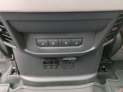 Used 2024 Toyota Tundra 1794 Edition image 14