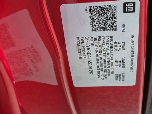 Certified 2025 Chevrolet Corvette Stingray Convertible w/ Z51 Performance Package RWD image 27