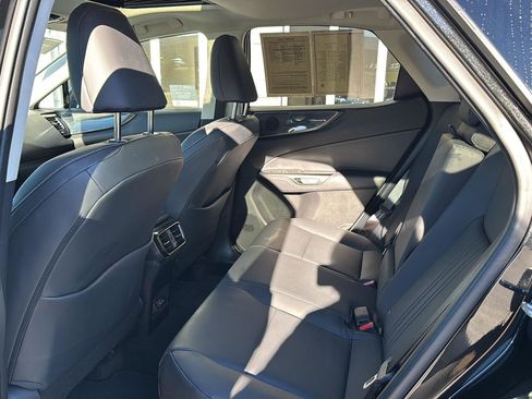 Certified 2024 Lexus NX 250 FWD w/ Premium Package image 9