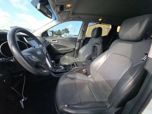 Used 2017 Hyundai Santa Fe Sport AWD/4WD image 6