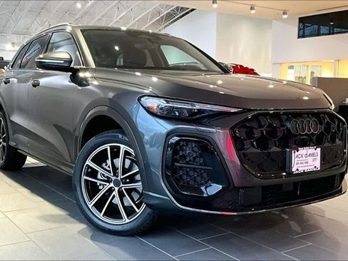New 2026 Audi Q5 Premium Plus AWD/4WD image 2