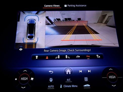 Certified 2022 Mercedes-Benz EQS 580 4MATIC Sedan image 21