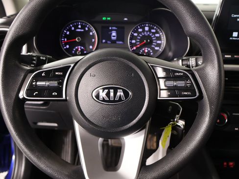 Used 2021 Kia Forte LXS image 3