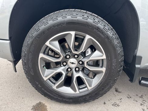 Used 2023 Chevrolet Silverado 1500 RST image 30