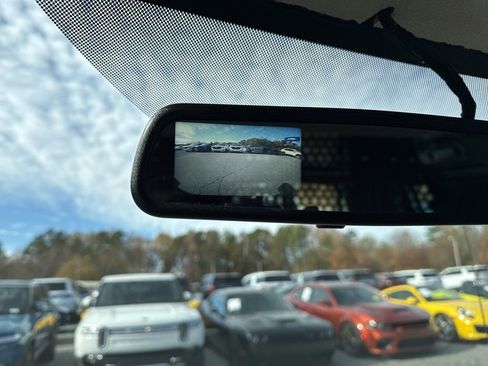 Used 2023 Chevrolet Express 2500 w/ Driver Convenience Package image 15