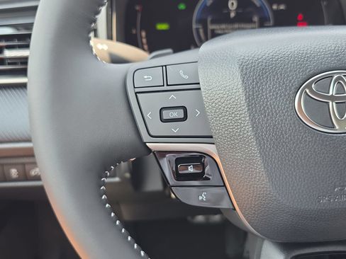 New 2026 Toyota Camry SE w/ Convenience Package FWD image 13