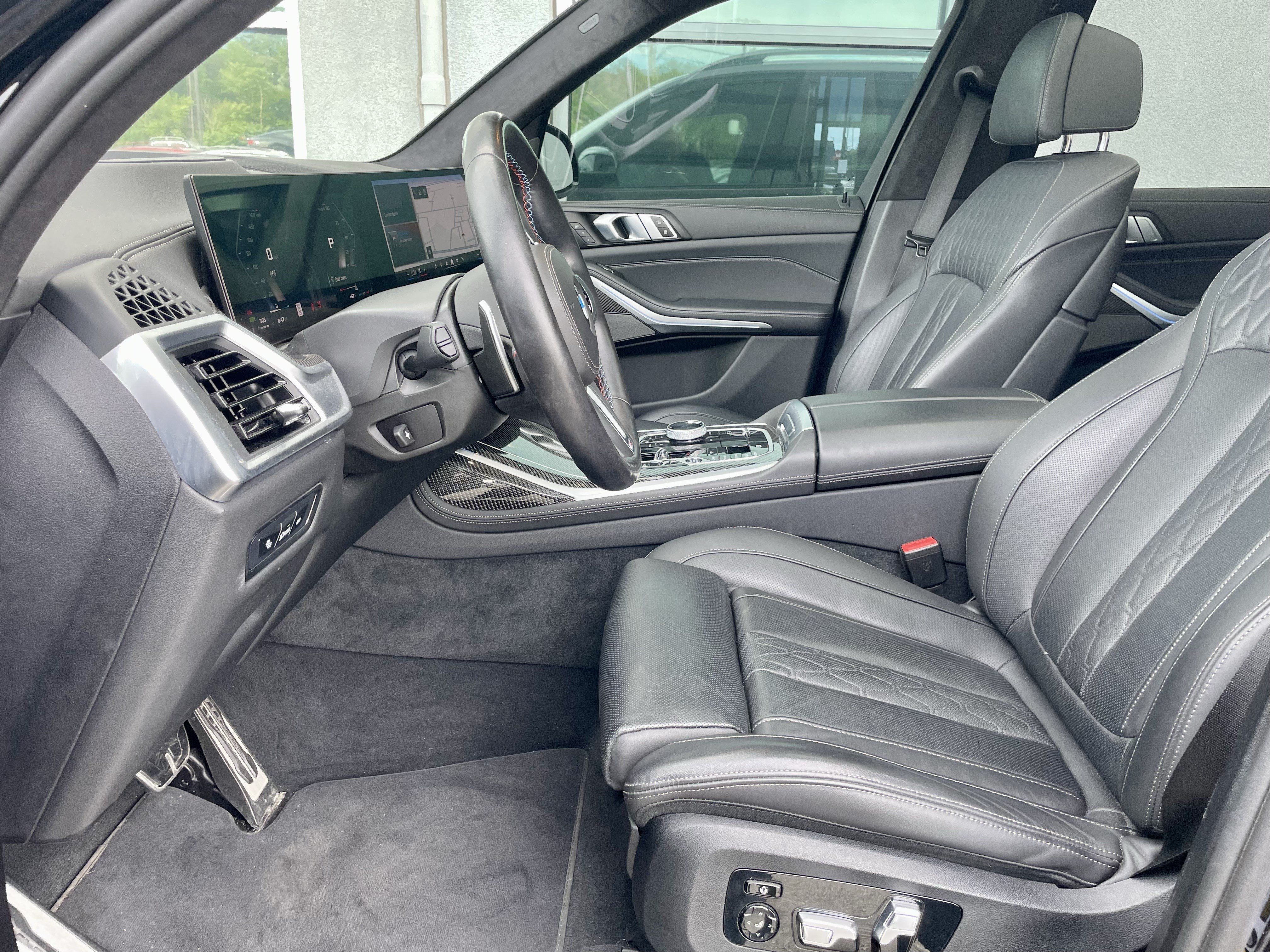 Used 2024 BMW X7 M60i w/ Executive Package AWD/4WD image 14