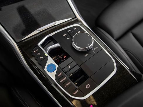 Used 2023 BMW i4 eDrive35 w/ Premium Package RWD image 32